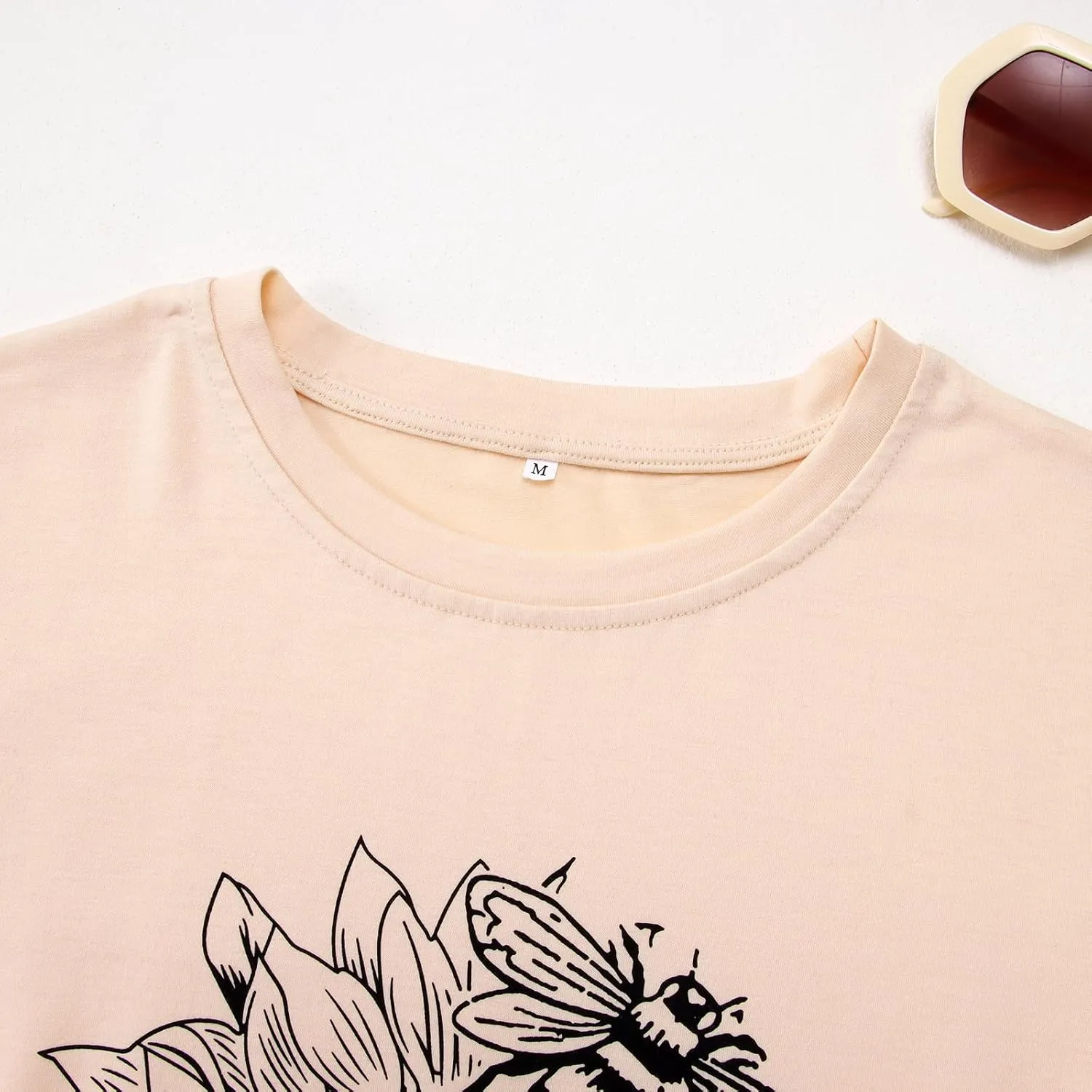 Women's Summer Sunflower T Shirt Cute Flower Graphic Loose Tees Crew Neck Short Sleeve Casual Tops
