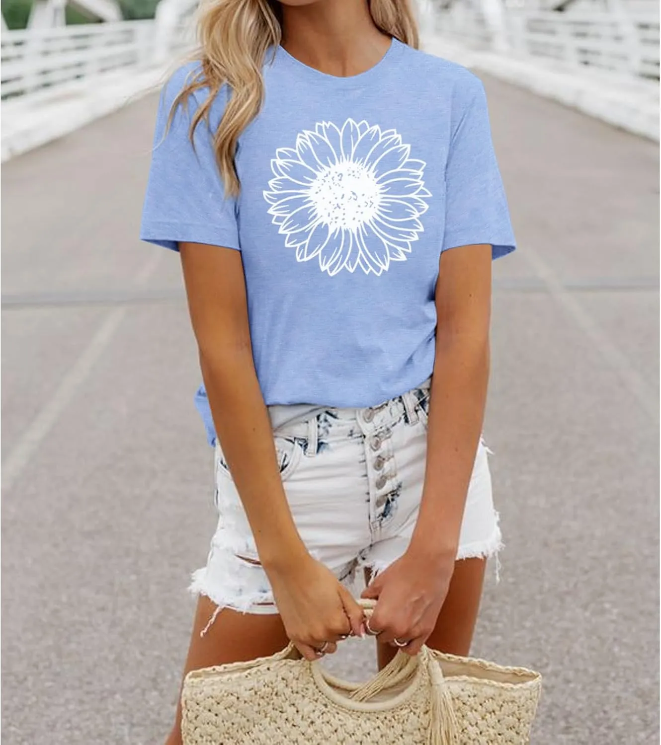 Women's Summer Sunflower T Shirt Cute Flower Graphic Loose Tees Crew Neck Short Sleeve Casual Tops